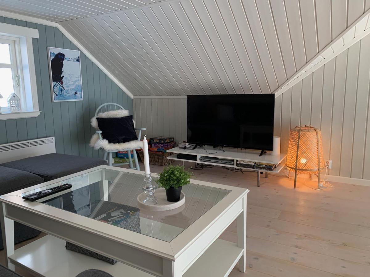 Lemonsjoen-Jotunheimen-Besseggen Villa Stuttgongfossen ภายนอก รูปภาพ